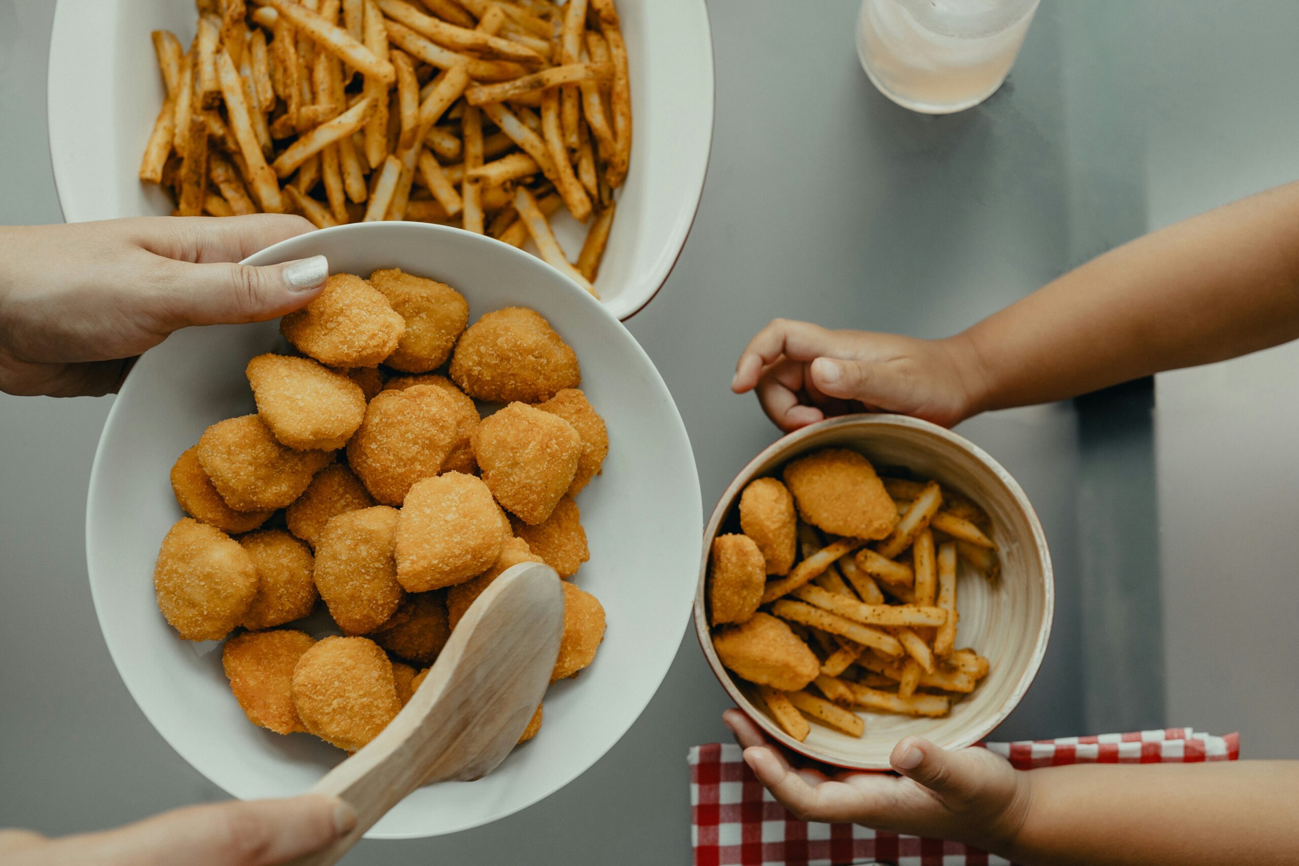 Fast Food vs. Home-Cooked Meals: Which Is Better?